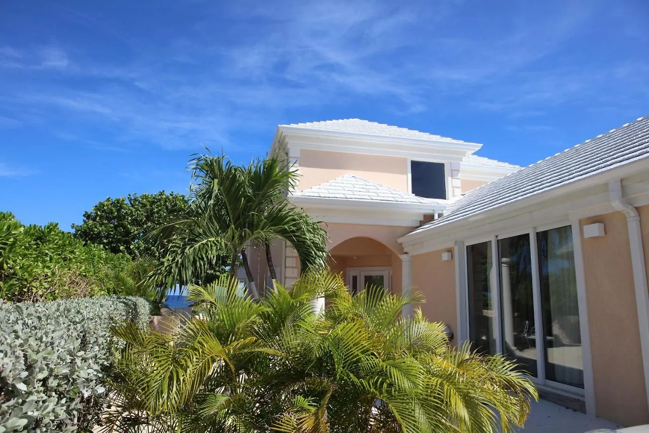 Conch Pointe Villa West Bay