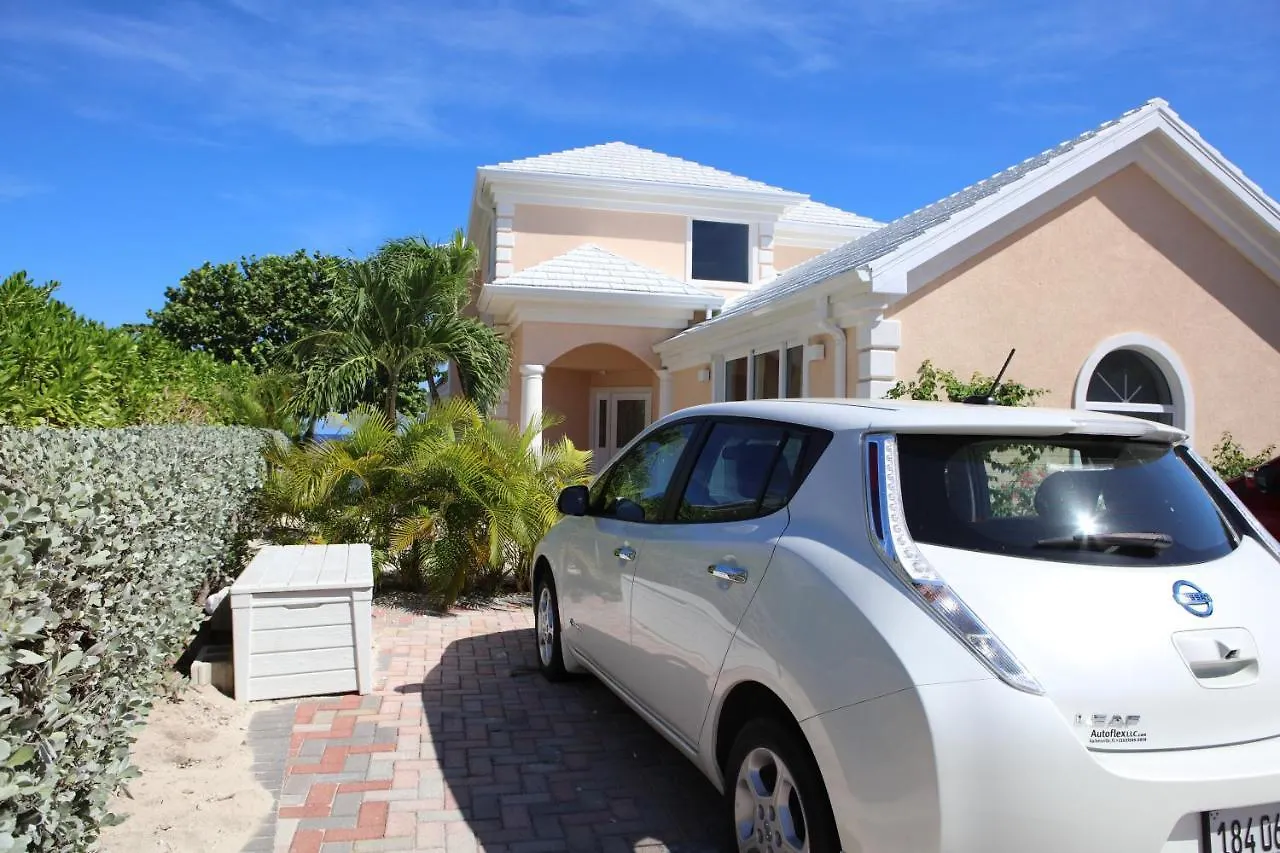 Conch Pointe Villa West Bay 0*,  Cayman Islands